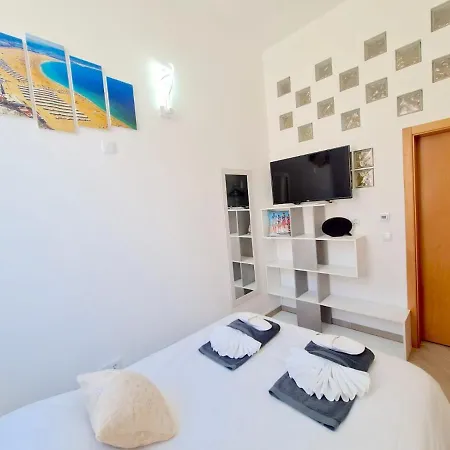 Quarto Com Casa De Banho Privada Tranquilidade Garantida * Nazare