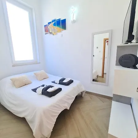 Quarto Com Casa De Banho Privada Tranquilidade Garantida * Nazare
