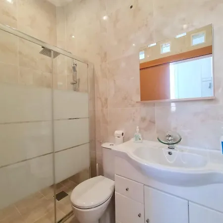Quarto Com Casa De Banho Privada Tranquilidade Garantida Guest house *